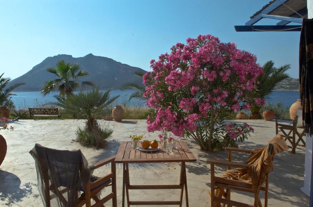 Agios Pavlos Studios Aegiali Exterior foto